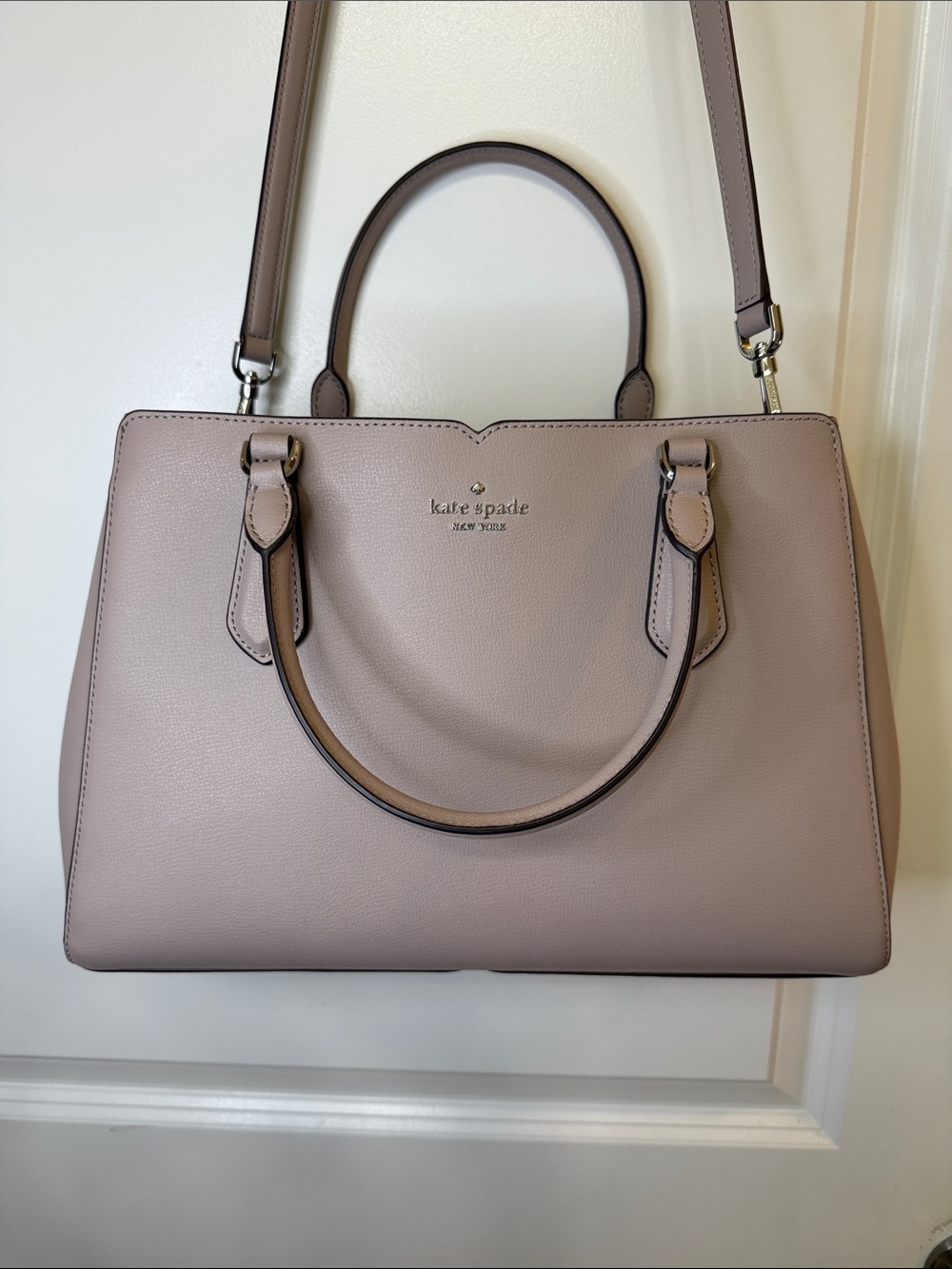 NWOB Kate Spade New York Tippy Medium Triple Compartment Bag